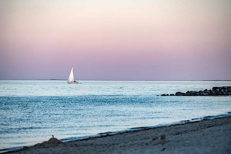 Boot am Strand von Thiessow